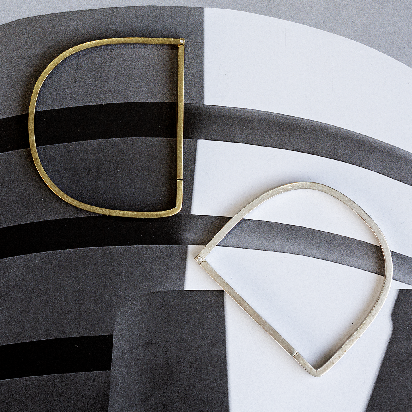 Brass Single Bar Tension Cuff