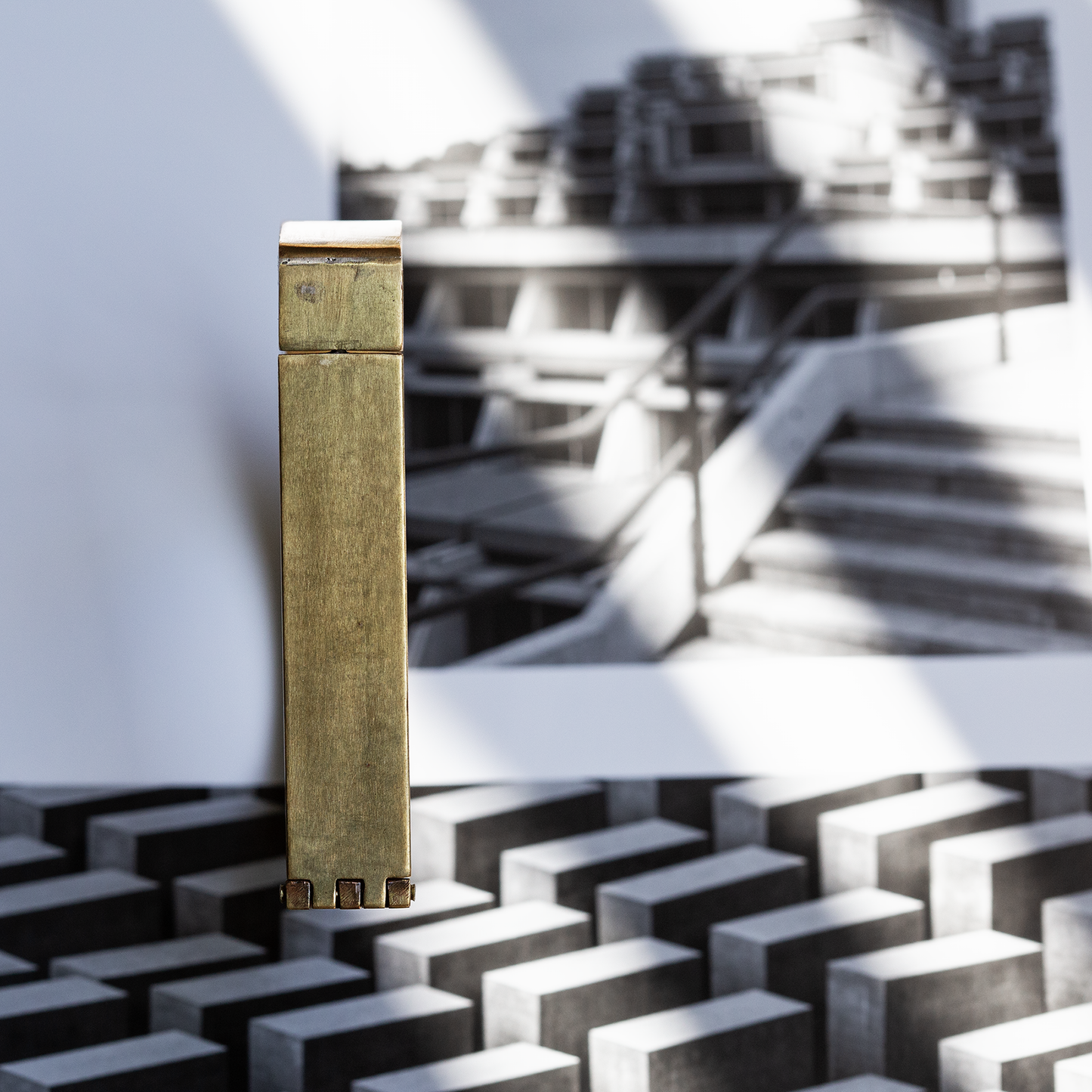 Wide Brass Single Bar Tension Cuff